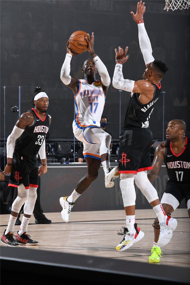 仅仅经过三 仅仅经过三