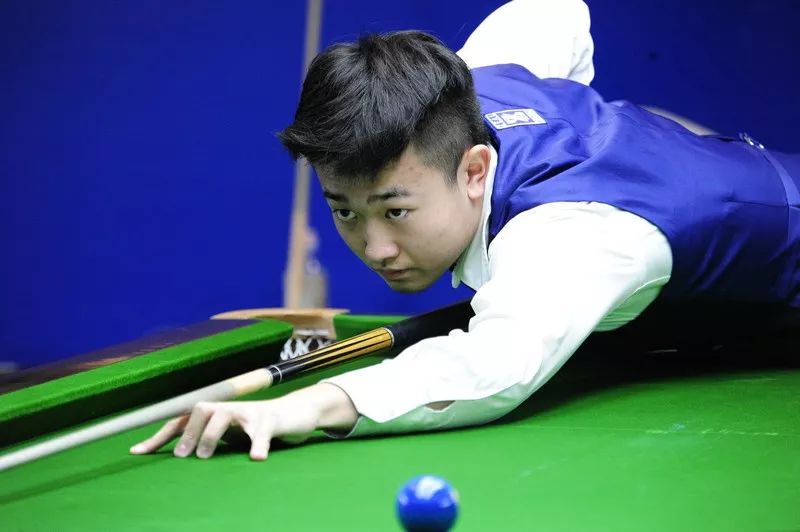 新秀相结合 新秀相结合